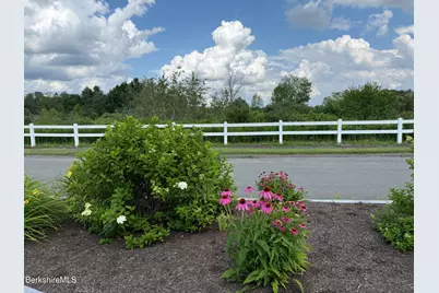 8 Northbrook Ln, Pittsfield, MA 01201 - Photo 79