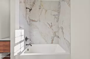 8 Northbrook Ln, Pittsfield, MA 01201 - Photo 31