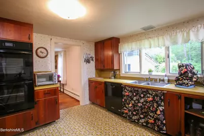 31 Oxbow Rd, Charlemont, MA 01339 - Photo 9