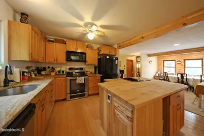 289 Algerie Rd, Becket, MA 01223 - Photo 7