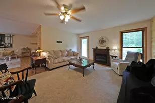 289 Algerie Rd, Becket, MA 01223 - Photo 11