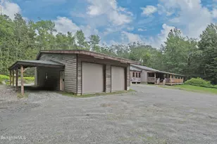 289 Algerie Rd, Becket, MA 01223 - Photo 3