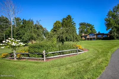 37 Kalliste Hill, Great Barrington, MA 01230 - Photo 3