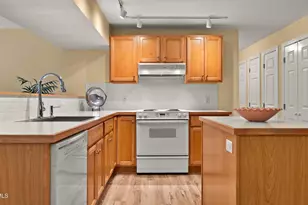 13 Taconic Ave, Lenox, MA 01240 - Photo 57