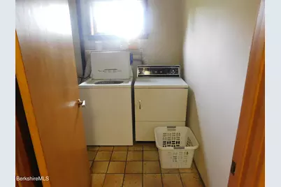 122 Thomas Island Rd, Pittsfield, MA 01201 - Photo 31