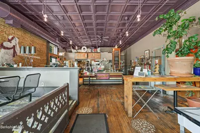 438/444 North St, Pittsfield, MA 01201 - Photo 5