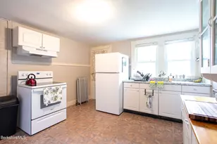 6-10 Manville St, Great Barrington, MA 01230 - Photo 19