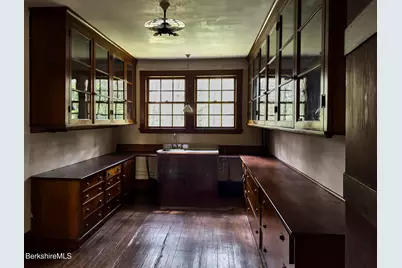 319 Under Mountain Rd, Lenox, MA 01240 - Photo 21