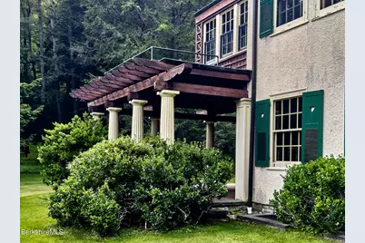 319 Under Mountain Rd, Lenox, MA 01240 - Photo 51