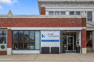 168-174 Elm St, Pittsfield, MA 01201 - Photo 3