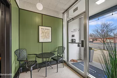 168-174 Elm St, Pittsfield, MA 01201 - Photo 7