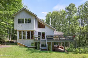 112 Silver St, Lanesborough, MA 01237 - Photo 57