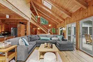 112 Silver St, Lanesborough, MA 01237 - Photo 15