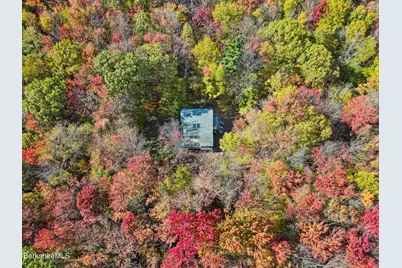 112 Silver St, Lanesborough, MA 01237 - Photo 7