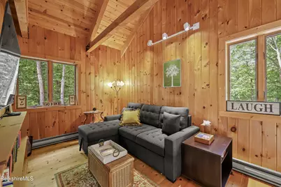 112 Silver St, Lanesborough, MA 01237 - Photo 33