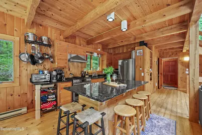 112 Silver St, Lanesborough, MA 01237 - Photo 23