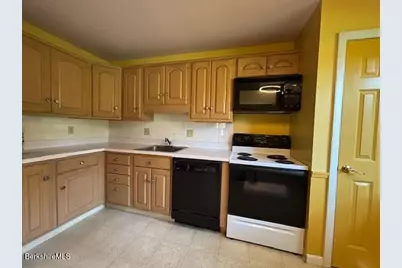 53 Churchill Crest #53, Pittsfield, MA 01201 - Photo 9