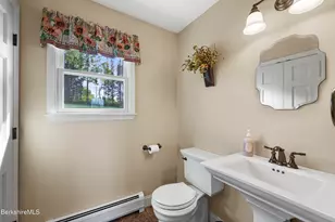 20 Pleasant View Dr, Cheshire, MA 01225 - Photo 27