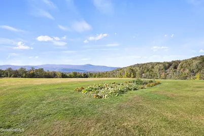 20 Pleasant View Dr, Cheshire, MA 01225 - Photo 3