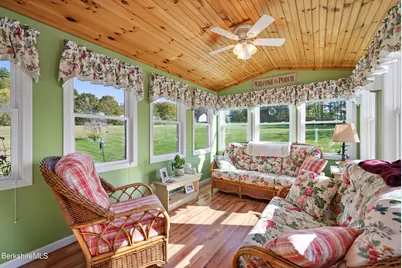 20 Pleasant View Dr, Cheshire, MA 01225 - Photo 25