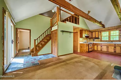 66 Reils Ln, Colrain, MA 01340 - Photo 5