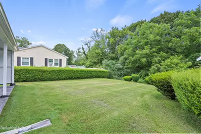 505 Barbour St, North Adams, MA 01247 - Photo 29