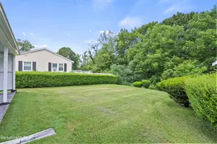 505 Barbour St, North Adams, MA 01247 - Photo 29