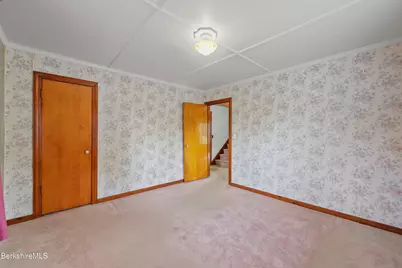 505 Barbour St, North Adams, MA 01247 - Photo 15