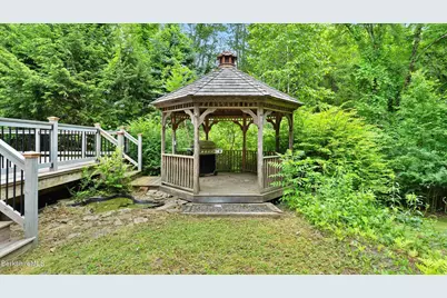 6 Muddy Brook Cir, Great Barrington, MA 01230 - Photo 23