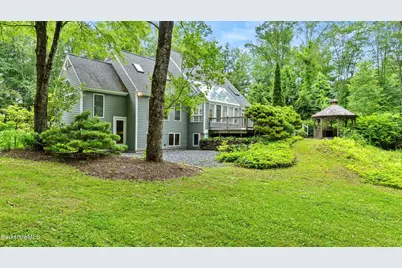 6 Muddy Brook Cir, Great Barrington, MA 01230 - Photo 1