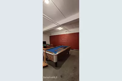 8-10 E Hoosac St, Adams, MA 01220 - Photo 15