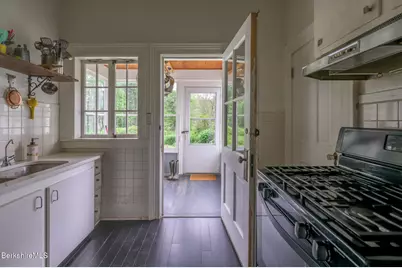 19 Lovers Ln, New Lebanon, NY 12125 - Photo 23