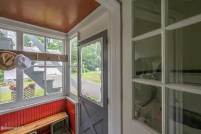 19 Lovers Ln, New Lebanon, NY 12125 - Photo 21