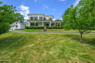 19 Lovers Ln, New Lebanon, NY 12125 - Photo 3