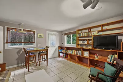 212 Highland St, Great Barrington, MA 01236 - Photo 21