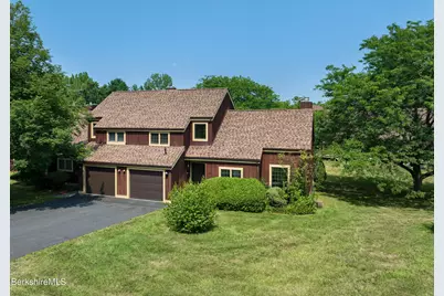 16 Windflower Way #16, Williamstown, MA 01267 - Photo 1