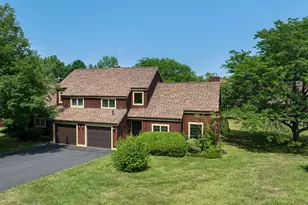 16 Windflower Wy, Williamstown, MA 01267 - Photo 1