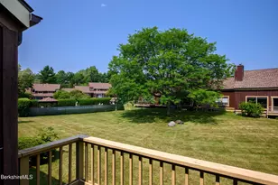 16 Windflower Wy, Williamstown, MA 01267 - Photo 11
