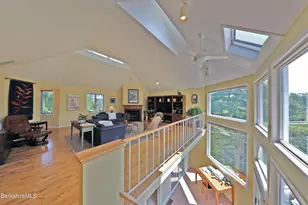 19 Hawthorne Rd, Stockbridge, MA 01262 - Photo 17