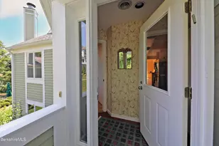 19 Hawthorne Rd, Stockbridge, MA 01262 - Photo 5