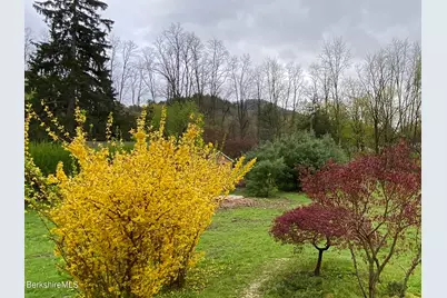 28 Pearl St, Great Barrington, MA 01230 - Photo 17