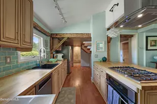 9 Castle Hill Rd, Stockbridge, MA 01262 - Photo 15