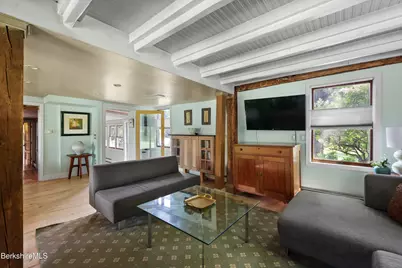 9 Castle Hill Rd, Stockbridge, MA 01262 - Photo 9