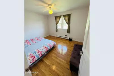 127 Oak Hill Rd, Pittsfield, MA 01201 - Photo 17