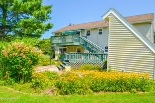 127 Oak Hill Rd, Pittsfield, MA 01201 - Photo 3