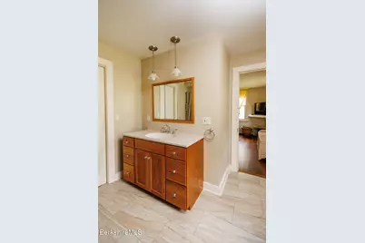 35 Mechanic St, Great Barrington, MA 01230 - Photo 13