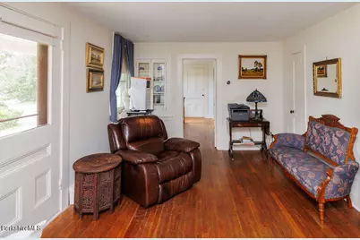 35 Mechanic St, Great Barrington, MA 01230 - Photo 9