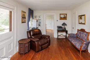 35 Mechanic St, Great Barrington, MA 01230 - Photo 9