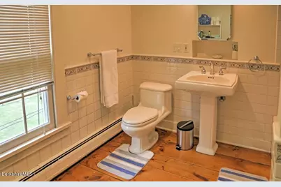 35 Mechanic St, Great Barrington, MA 01230 - Photo 21