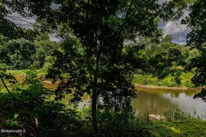 35 Mechanic St, Great Barrington, MA 01230 - Photo 31